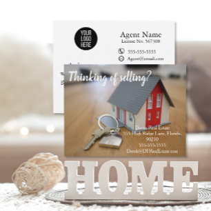 Immobilienmakler-Schlüssel beim Umzug bedenken Postkarte