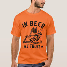 In Bier we trust chillender Skelett Beer Pong