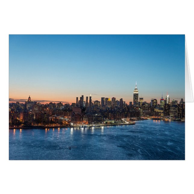In Brooklyn mit Blick auf die Skyline von Manhatta (Vorderseite (Horizontal))