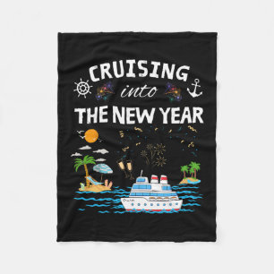 In den neuen Jahr 2026 mit der Familie auf Kreuzfa Fleecedecke