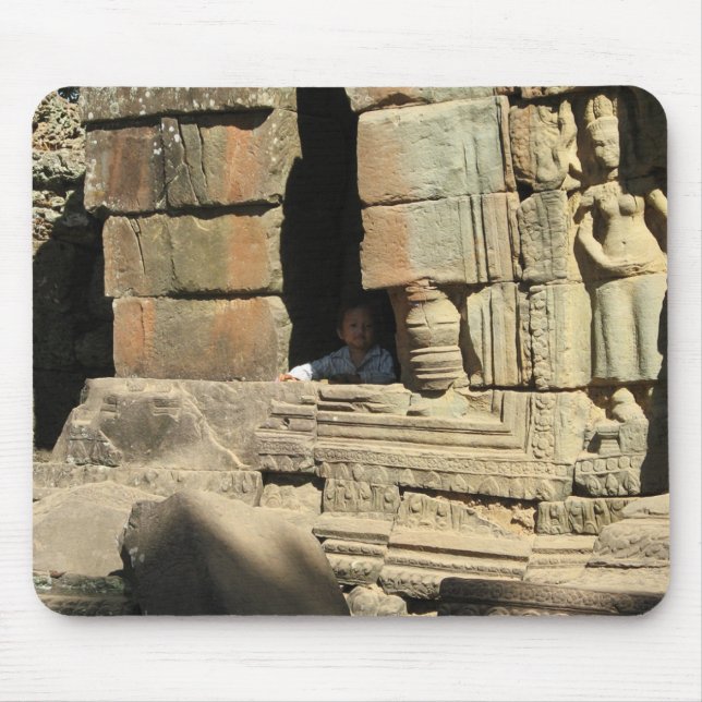 In den Ruinen spielen ... Ta Prohm, Kambodscha Mousepad (Vorne)