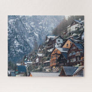 In den Snowy Mountain gebaute Zuhause Puzzle