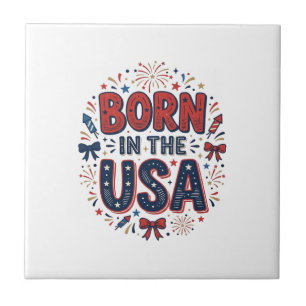 In den USA geboren Patriotes Vintage-Shirt-Design_ Fliese