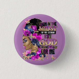 In der mittleren Königin schwarz Melanin Frau Brow Button