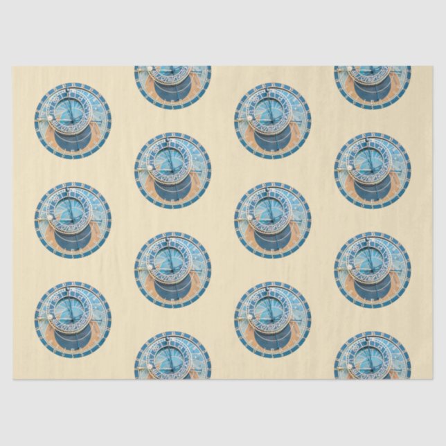 In der Nähe befindet sich die Astronomische Uhr vo Seidenpapier (Vorderseite)