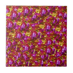 In der rosafarbenen Farbe Fliese