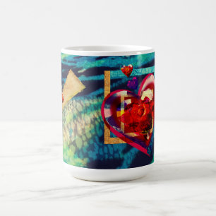 In der Stille gehaltene Tasse