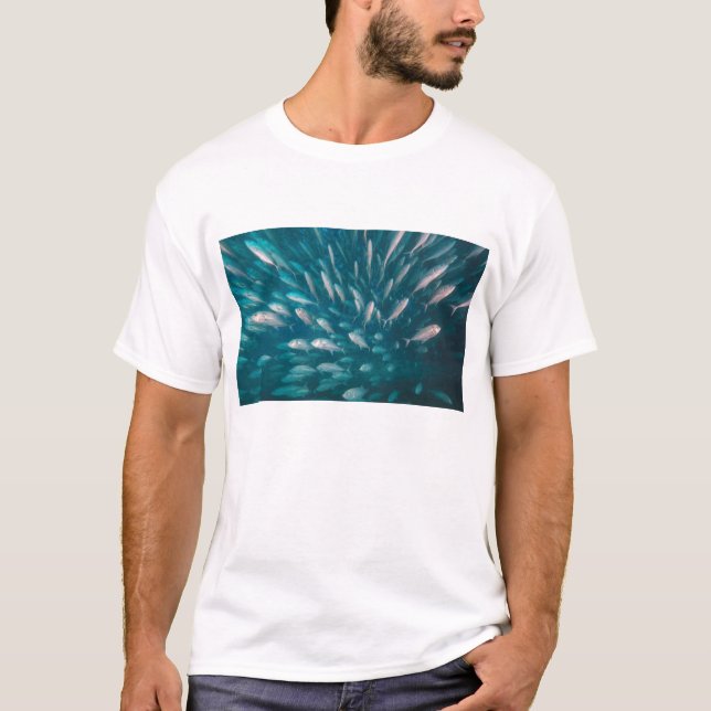 In die Jacke T-Shirt (Vorderseite)