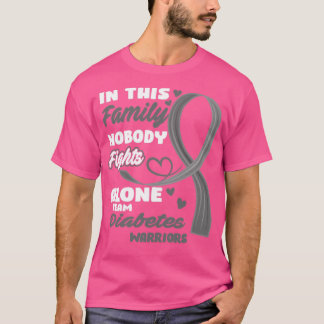 In dieser Familie kämpft niemand allein gegen Diab T-Shirt