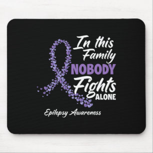 In dieser Familie kämpft niemand allein gegen Lila Mousepad