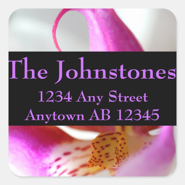 In einem weißen Orchideenschild für die Hochzeitse Quadratischer Aufkleber (Vorderseite)