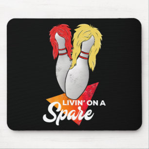 In einer Ersatz-Bowlingliga-Mannschaft leben  Mousepad