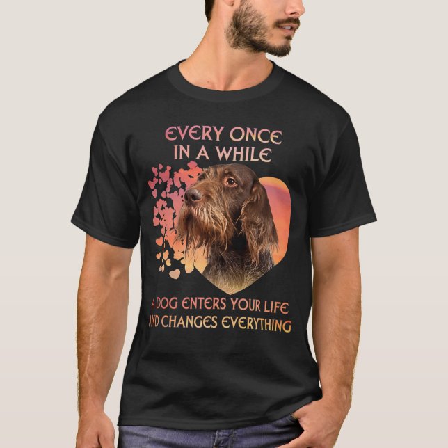In einer Weile ein Hund deutscher Drahthaar Zeiger T-Shirt (Vorderseite)