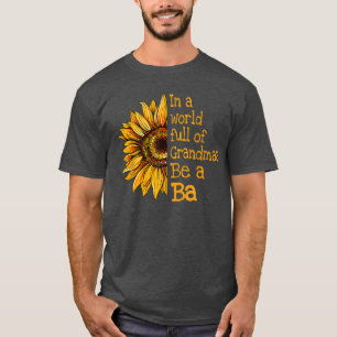 In einer Welt der Omas sei eine Ba Vietnam Vietnam T-Shirt