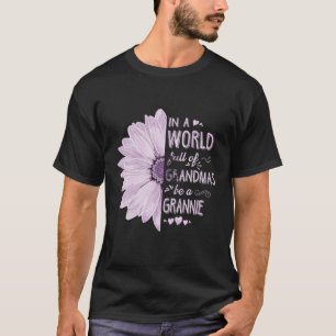 In einer Welt voller Grandmas wird eine GRANNIE-Bl T-Shirt