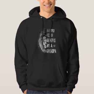 In einer Welt voller Großväter sei ein Großvater G Hoodie