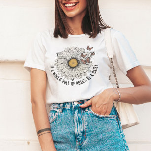In einer Welt voller Rose ist ein Schwanz T-Shirt