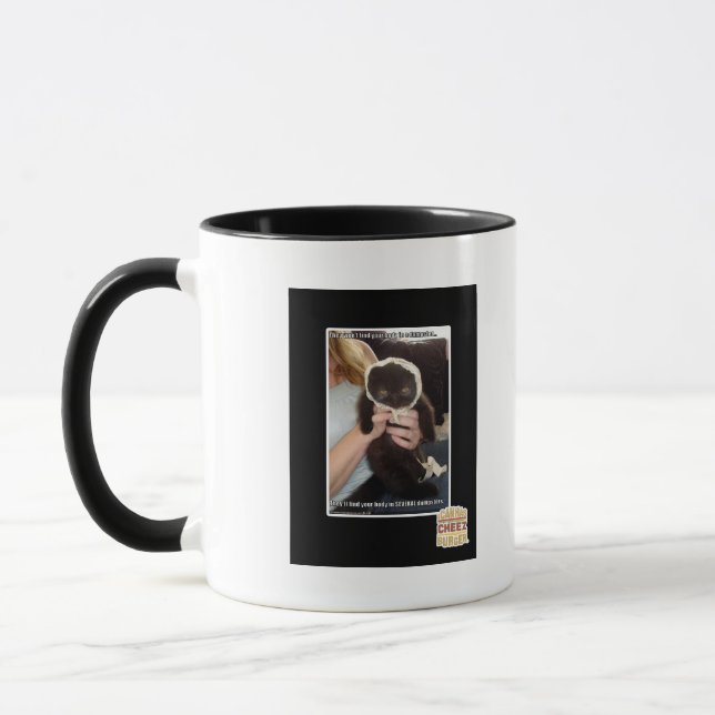 In einigen Müllcontainern Tasse (Links)