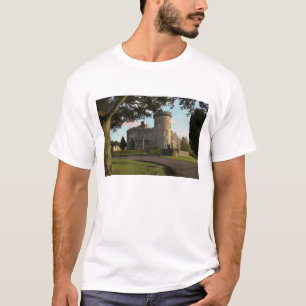 In Irland, der Seiteneingang von Dromoland Castle T-Shirt