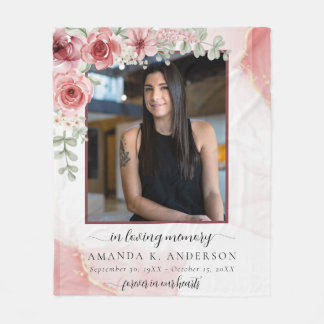 In Love Memory Blush Red Blume Beerdigung Fleecedecke