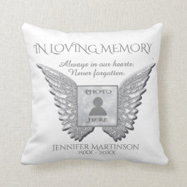 In Love Memory Memorial Throw Kissen