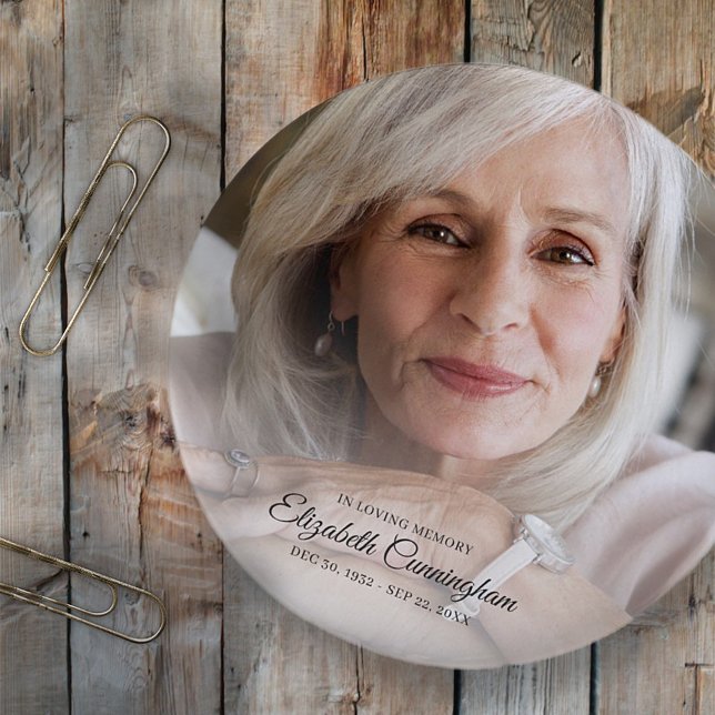 In Love Memory | Modernes Vignette Foto Keepake Button (Von Creator hochgeladen)