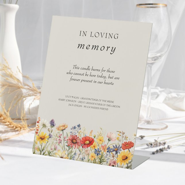 In Love Memory Rustikale Wildblume Hochzeit Zeiche Sockelschild (In Loving Memory sign from the Rustic Wildflower Wedding Collection by Darling & May)