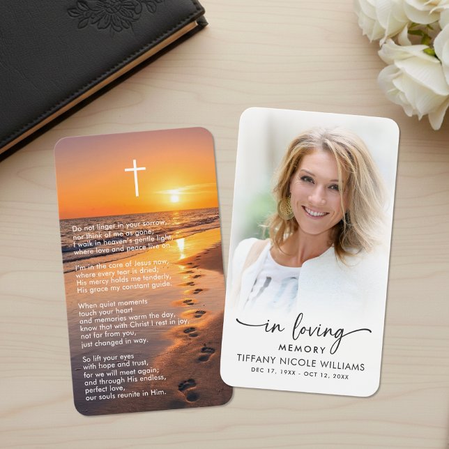 In Loving Memory Beach Sunset Photo Prayer Card (Von Creator hochgeladen)