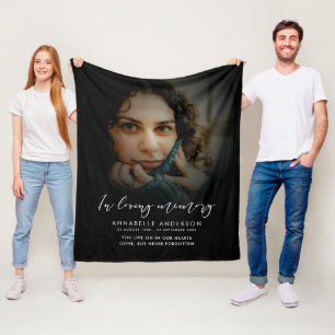 In Loving Memory Elegante Schriftzug Erinnerungsfo Fleecedecke