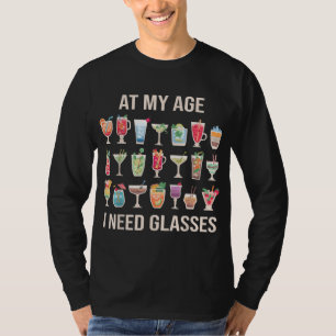 In meinem Alter brauche ich Brillen Funny Senior D T-Shirt