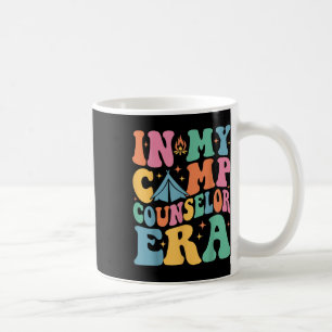 In meinem Camp Counselor Era Groovy Summer Camp Co Kaffeetasse