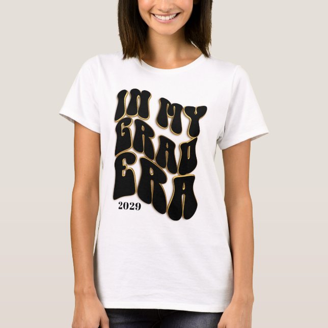 In meinem Grad-Ära-Abschluss T-Shirt (Vorderseite)