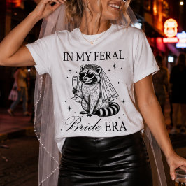 In meiner Feral Bride Era Funny Bachelorette Reise Tri-Blend Shirt