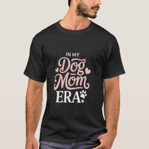 In Meiner Hundemutter-Ära Elegantes Skript Pfoten- T-Shirt