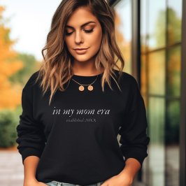 In meiner Mama Zeitalter Custom Year Minimal Mama  Sweatshirt
