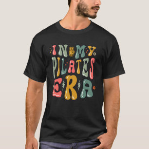 in meiner Pilates-Ära Lustiger Workoutspruch Yoga- T-Shirt