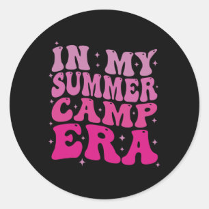In meiner Sommercamp-Ära Groovy Lustige Camping Ca Runder Aufkleber