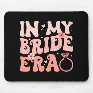 In My Bride Era Groovy Junggesellinnenabschied-Pas Mousepad