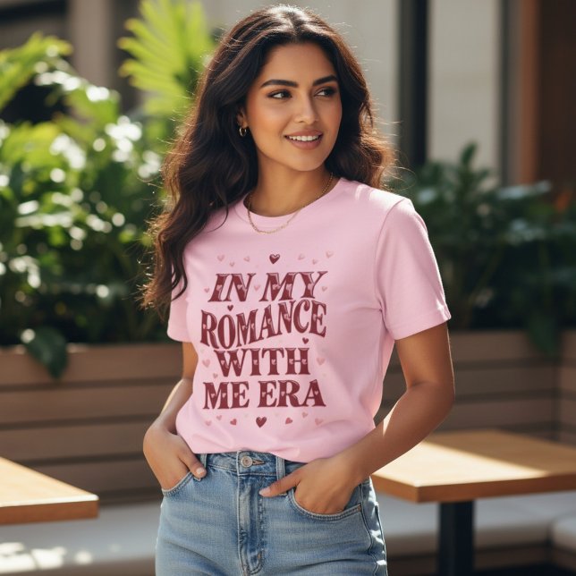 In My Romance With Me Era Retro Valentine's Day  T-Shirt (Von Creator hochgeladen)