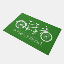 In perfekter Balance grün Tandem-Fahrrad Fußmatte