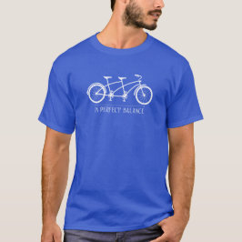 in perfekter Balance Tandem-Radfahrer T-Shirt