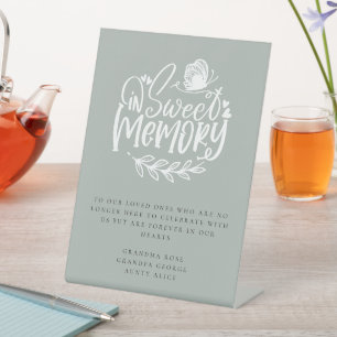 In Sweet Memory Script Memorial Wedding Sage Green Sockelschild
