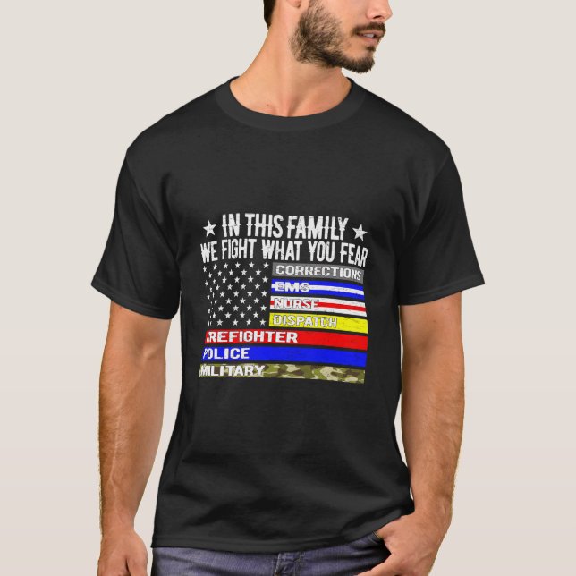 In This Family We Fight W You Fear Us Thin Line Fl T-Shirt (Vorderseite)