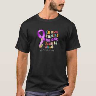 In unserer Familie niemand kämpft Solo Lupus Bewus T-Shirt