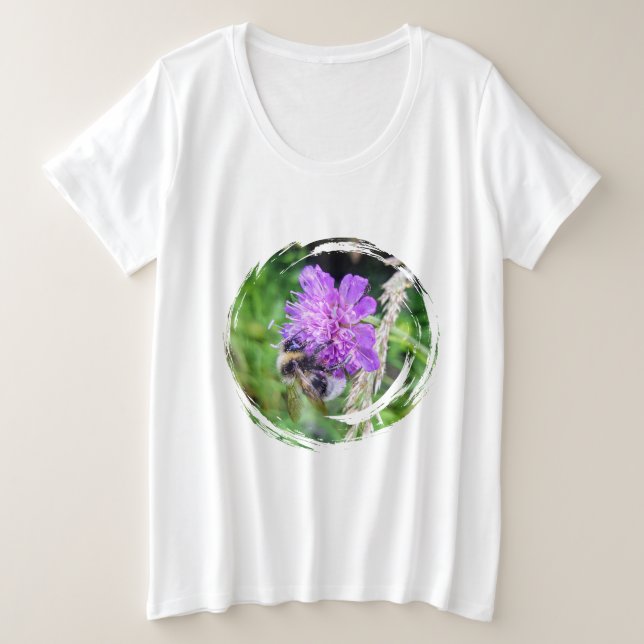 In voller Blüte – Damen T-Shirt Plus Size (Design vorne)