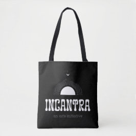 Incantra-Hauptlogo und gemusterte Tasche