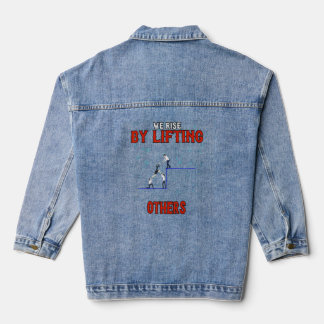 Indem andere motiviert werden, humorvoll jeansjacke