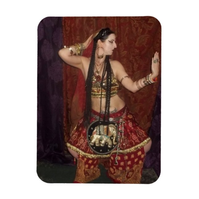 Indian Fusion Bly Dancer Magnet (Vertikal)