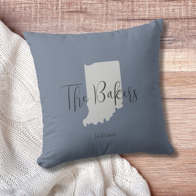 Indiana Staat Kontur Familienname Throw Kissen (Show pride for your state and personalize it!  "love makes this house a home in <your state>")