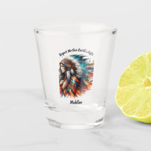 Indianerin steht stolz schnapsglas